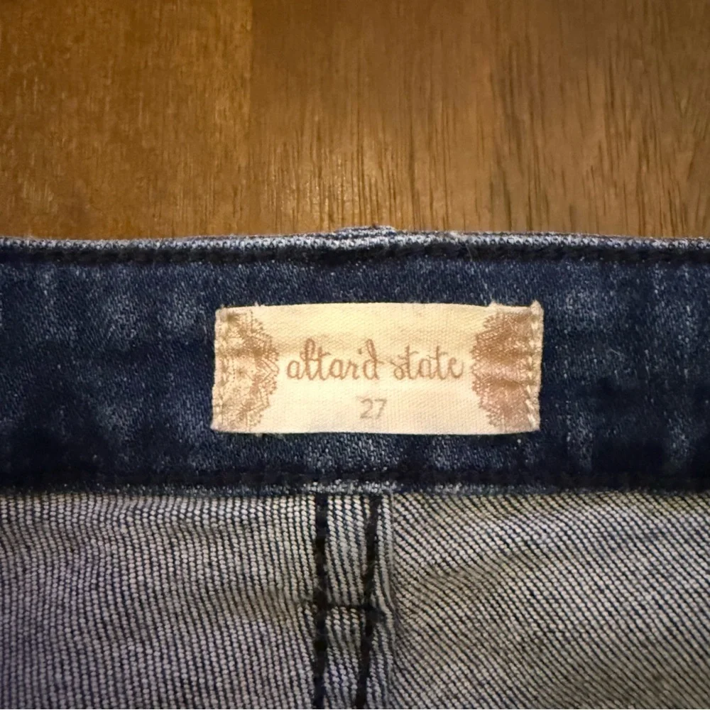 Altar'd‎ State Blue Distressed Skinny Jeans
